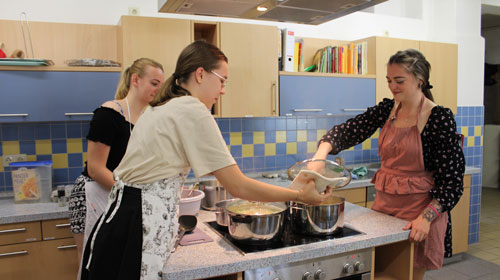 Kochen in der Lehrküche